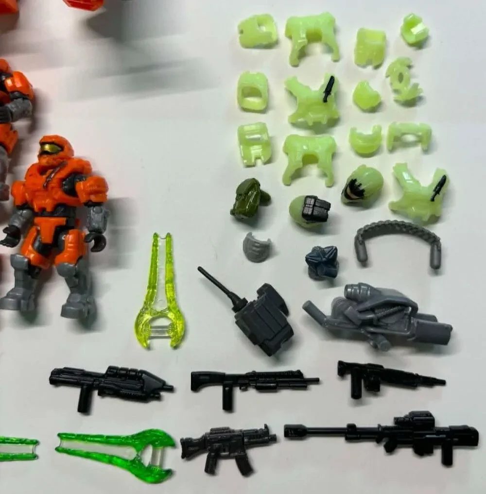 Halo Mega Bloks Construx Outpost Patrol 97515 Cyclops Spartan Figures Extras